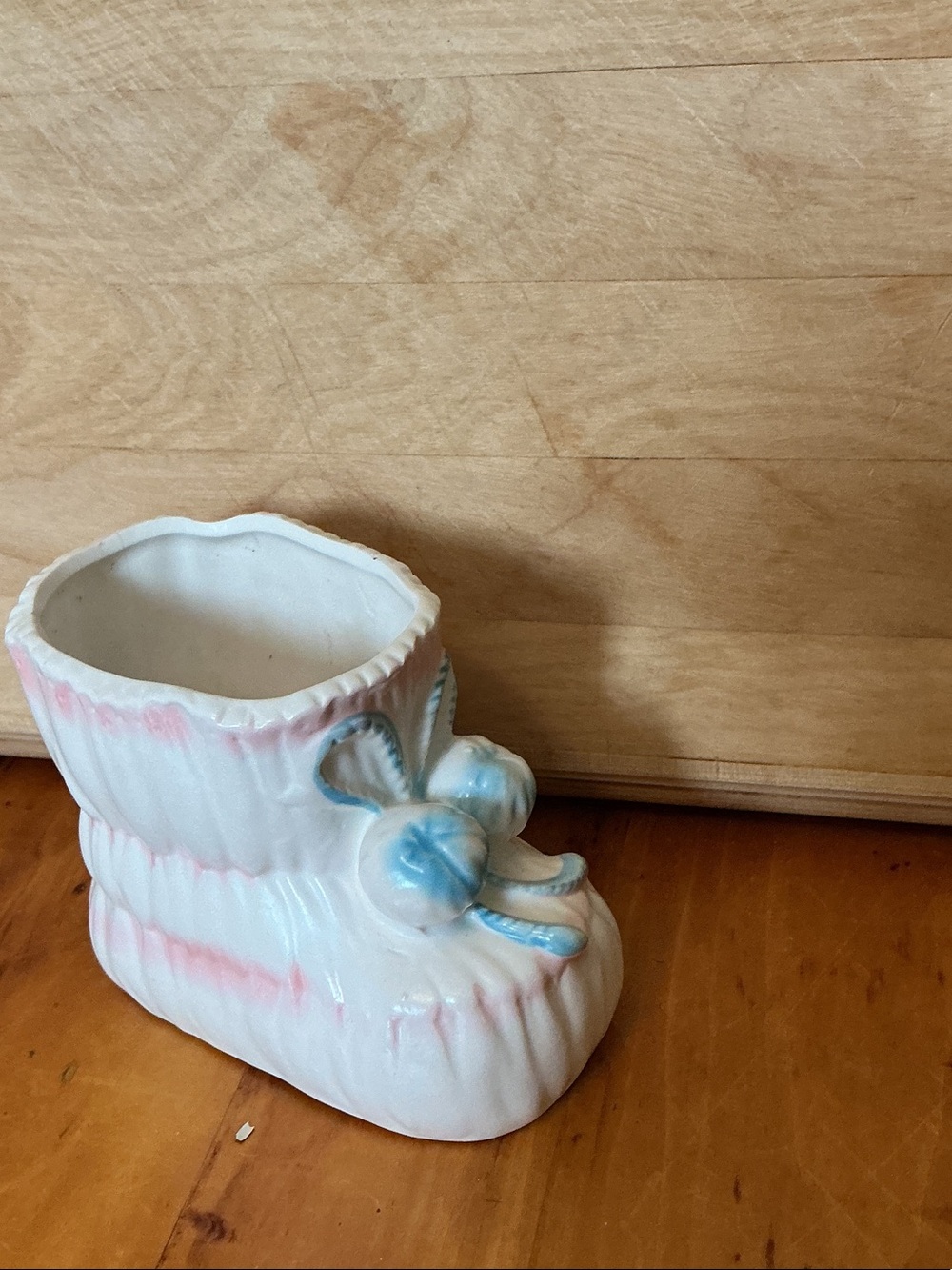 Vintage 60s Classic RelpCeramic Baby Shoe Planter - White with Pink & Blue